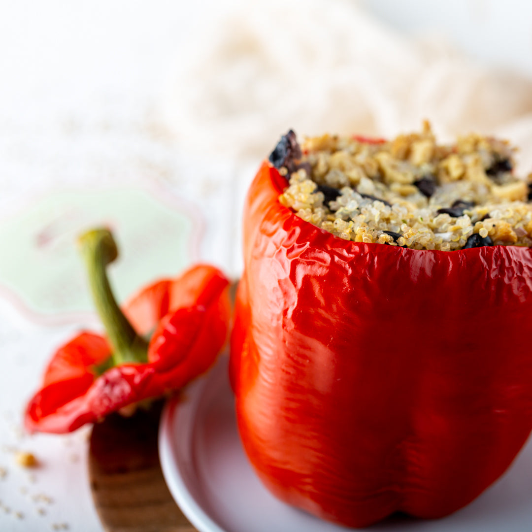 Mit Quinoa & Bohnen gefüllte Paprika