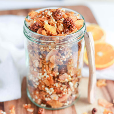 Cornflakes-Granola | mit Maulbeeren